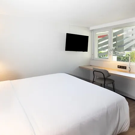 מלון Campanile Nature - בורדו