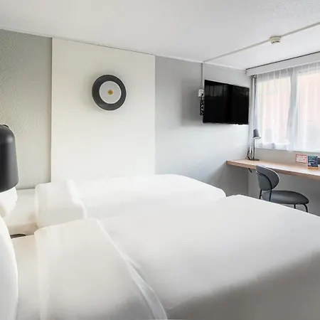 מלון Campanile Nature - 3*