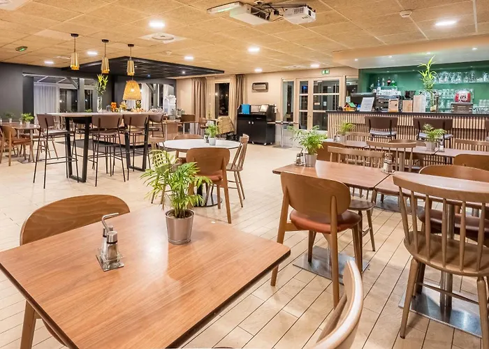 Отель Campanile Nature - Бордо